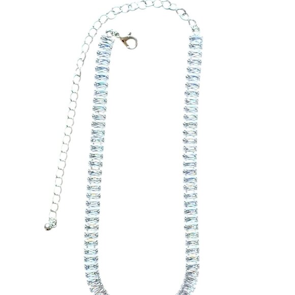 18" Sparkling Baguette Crystal adjustable Necklace - Picture 5 of 7